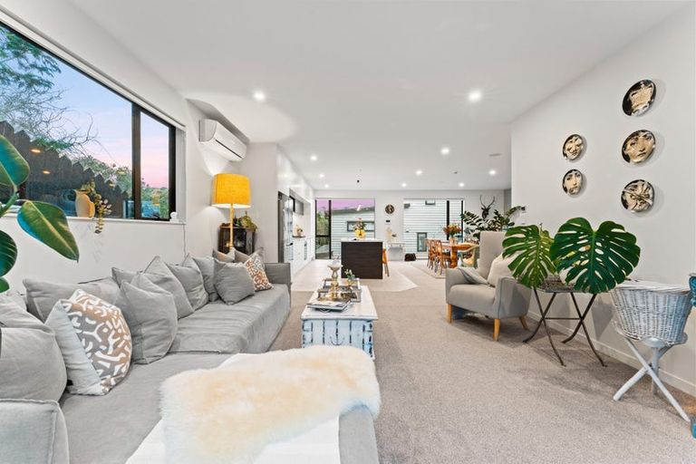 Photo of property in 37b Hythe Terrace, Mairangi Bay, Auckland, 0630