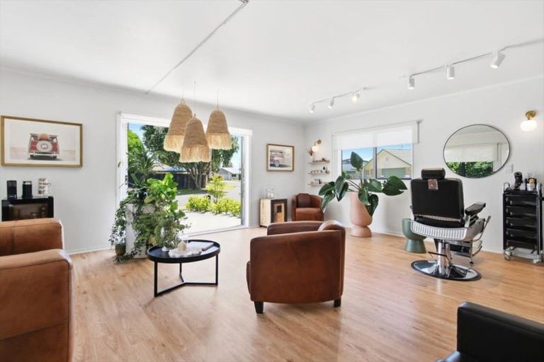 Photo of property in 11 Reef Avenue, Papamoa Beach, Papamoa, 3118