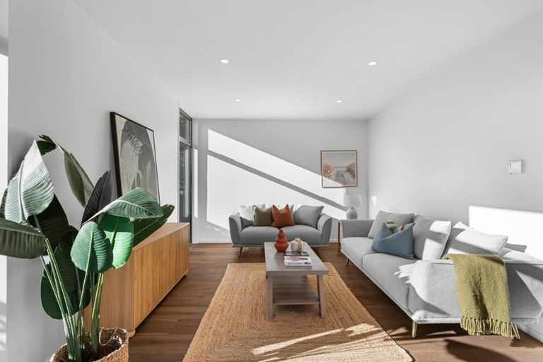 Photo of property in 4/42 Browns Road, St Albans, Christchurch, 8014