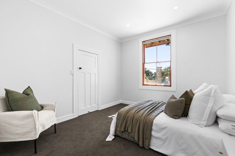 Photo of property in 26 Thompson Road, Bluff Hill, Napier, 4110