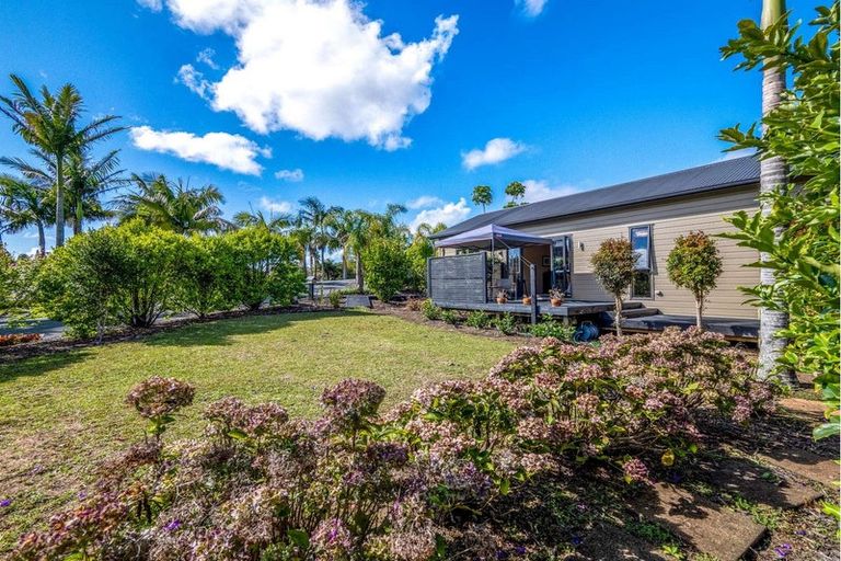 Photo of property in 15 Alderton Drive, Kerikeri, 0230