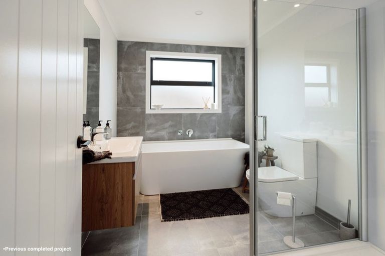 Photo of property in 69 Annie Aranui Drive, Poraiti, 4182