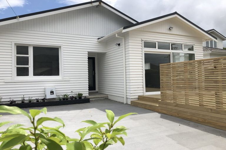 Photo of property in 4 Moana Grove, Waiwhetu, Lower Hutt, 5010