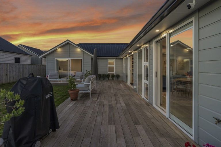 Photo of property in 9 Peony Drive, Greytown, 5712