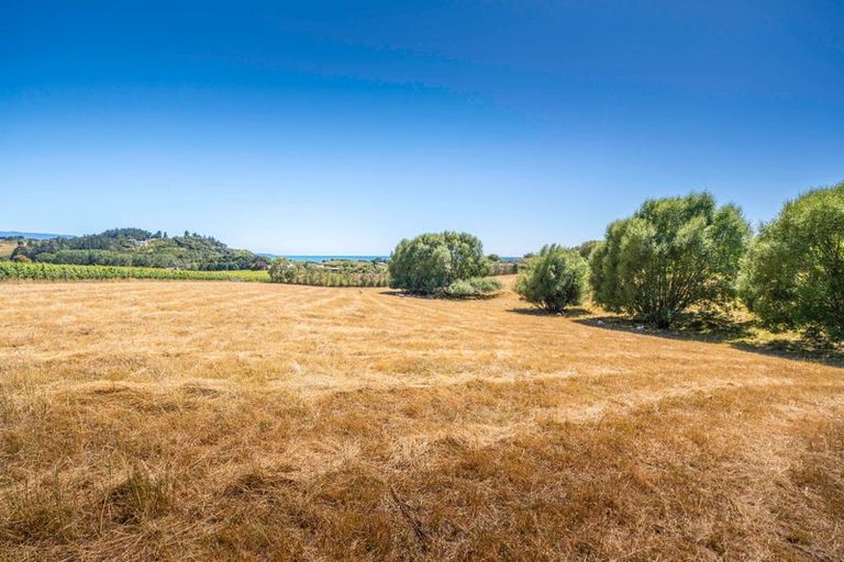 Photo of property in 50 Cliff Road, Tasman, Upper Moutere, 7173
