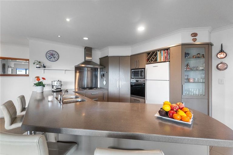 Photo of property in 100 Albero Drive, Ohauiti, Tauranga, 3112