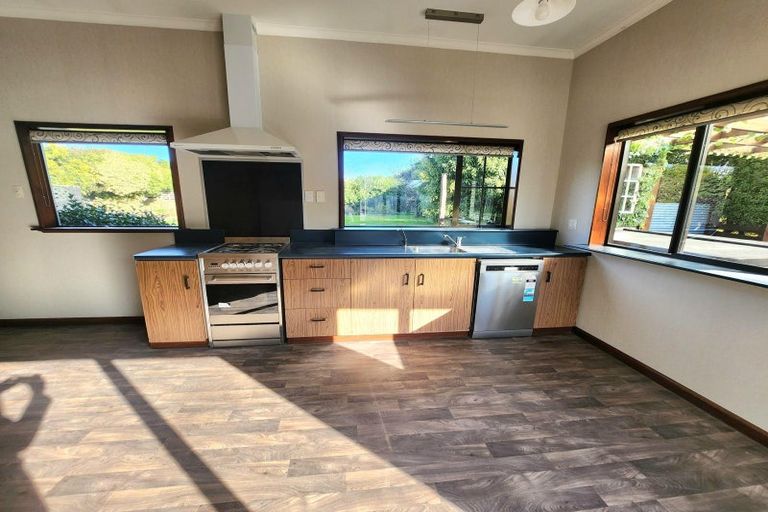 Photo of property in 11 Caen Street, Oamaru North, Oamaru, 9400