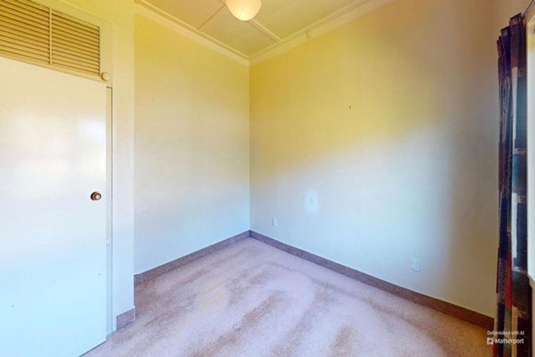 Photo of property in 5 Caversham Road, Westmere, Whanganui, 4501