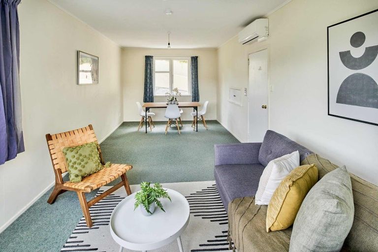 Photo of property in 20u5 Saint Michaels Crescent, Kelburn, Wellington, 6012