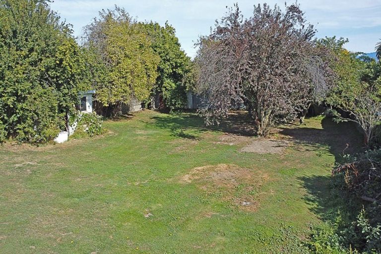 Photo of property in 18 Holdaway Street, Riversdale, Blenheim, 7201