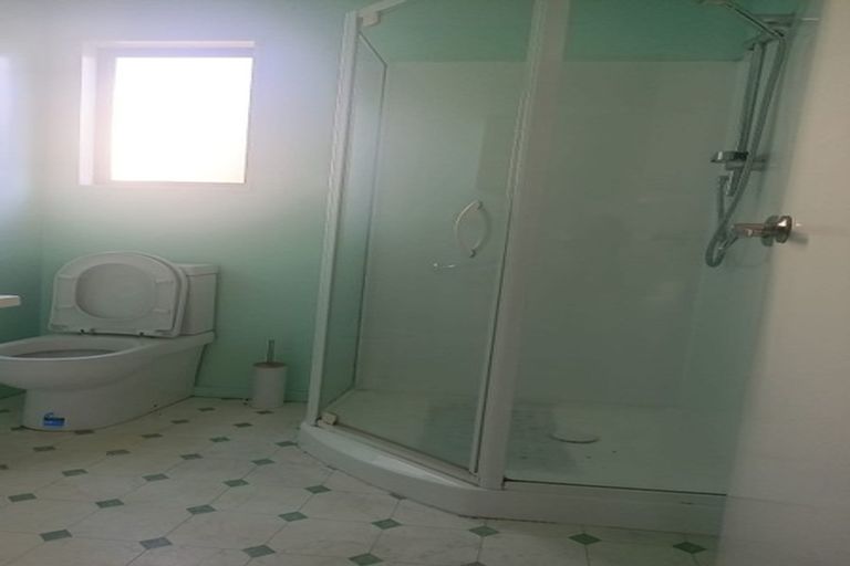 Photo of property in 98 Settlement Road, Papakura, 2110