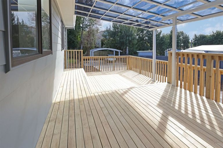 Photo of property in 93 Brunner Road, Glen Eden, Auckland, 0602