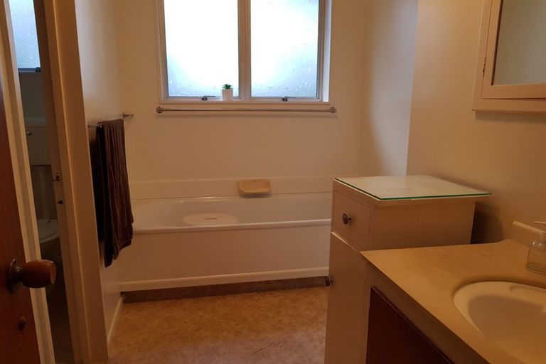 Photo of property in 3/3 Maxwell Street, Riccarton, Christchurch, 8041