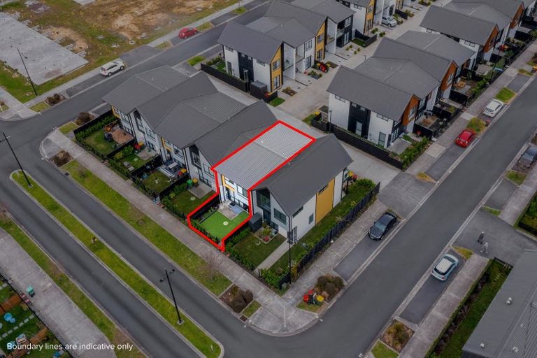Photo of property in 75 Papatupu Way, Kumeu, 0810