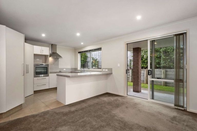 Photo of property in 71 Fairfax Crescent, Pyes Pa, Tauranga, 3112