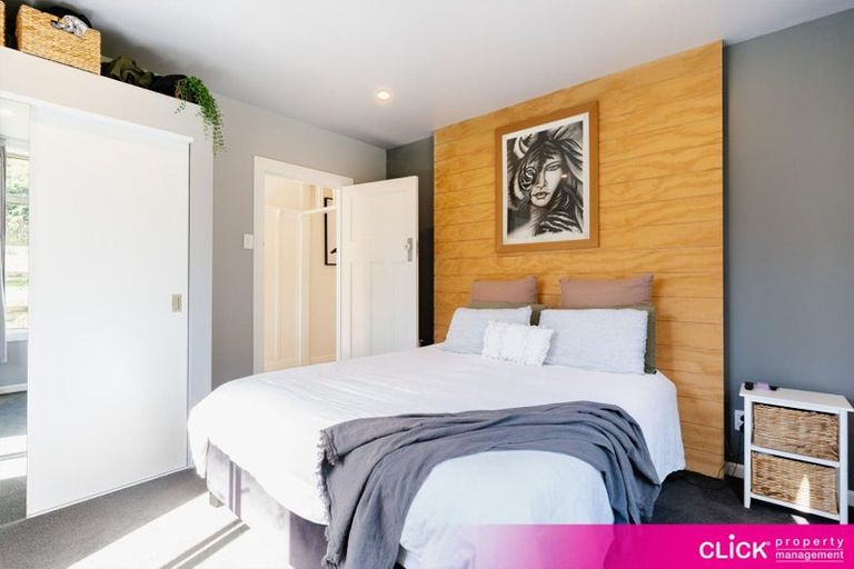 Photo of property in 28 Seaview Terrace, Kew, Dunedin, 9012