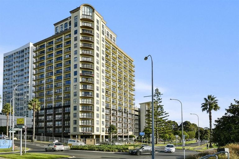 Photo of property in 16e/18 Ronwood Avenue, Manukau, Auckland, 2104