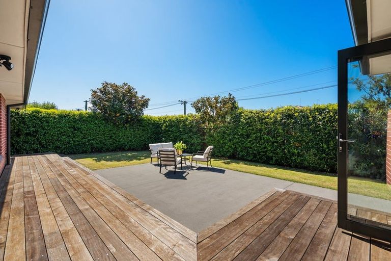 Photo of property in 11 Glenmore Avenue, Casebrook, Christchurch, 8051