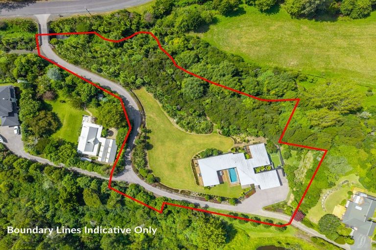 Photo of property in 27 Brownhill Road, Whitford, Manurewa, 2576