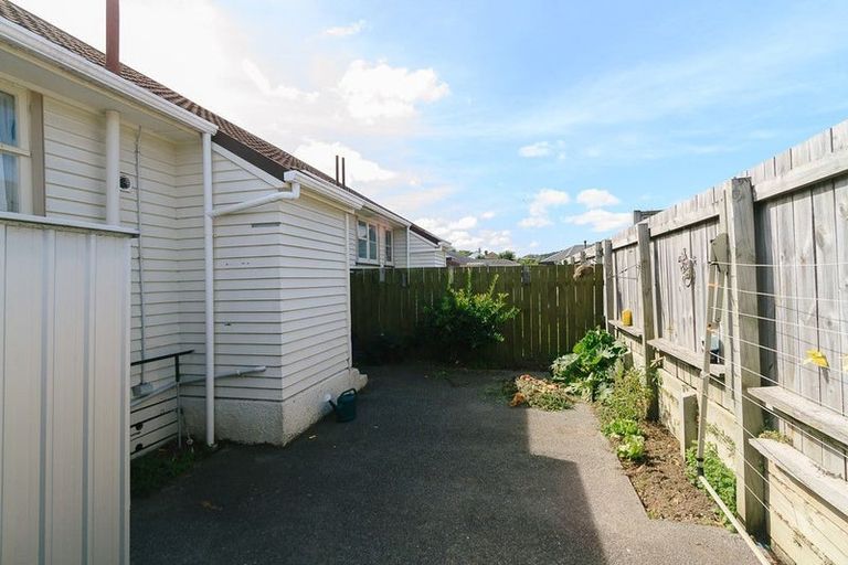 Photo of property in 1034 High Street, Avalon, Lower Hutt, 5011
