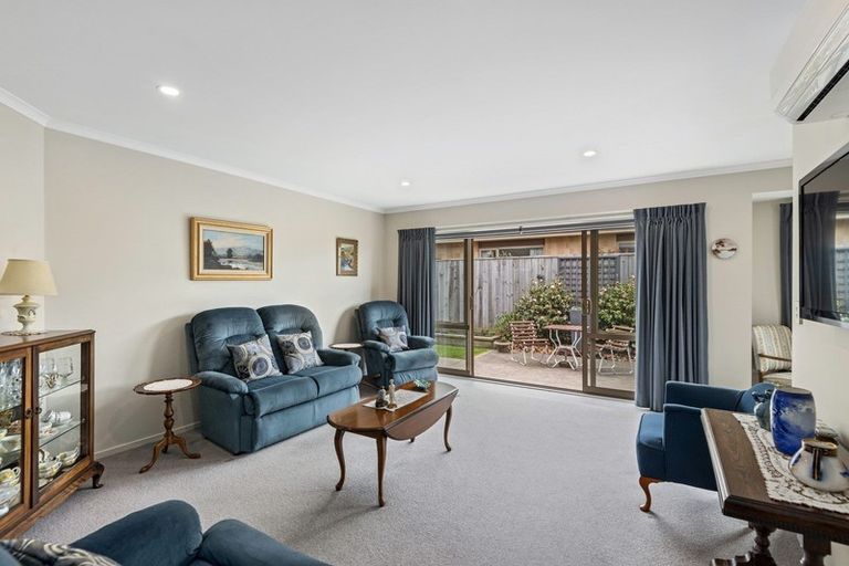 Photo of property in 3 Reeves Road, Rangiora, 7400