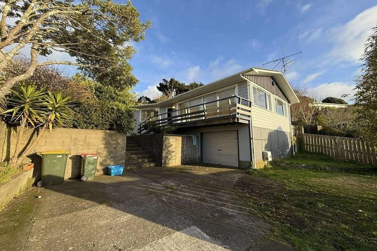 Photo of property in 285 Dowse Drive, Maungaraki, Lower Hutt, 5010