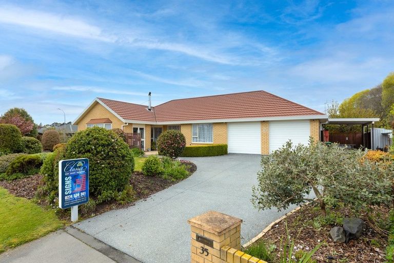 Photo of property in 35 Fairweather Crescent, Kaiapoi, 7630