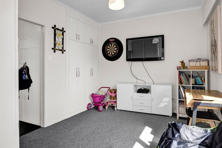 Photo of property in 75 Waihi Road, Hawera, 4610