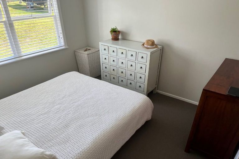 Photo of property in 7 Meadowvale Avenue, Forrest Hill, Auckland, 0620