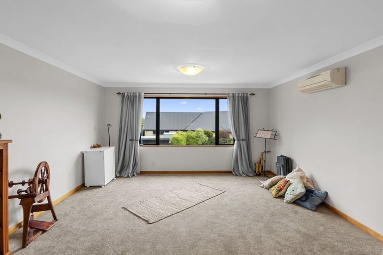 Photo of property in 3 Cathcart Crescent, Prebbleton, 7604