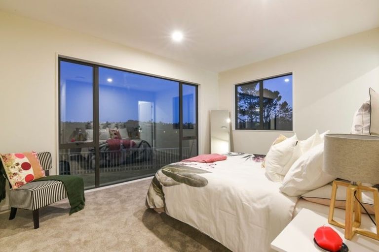 Photo of property in 3 Highway View Lane, Schnapper Rock, Auckland, 0632