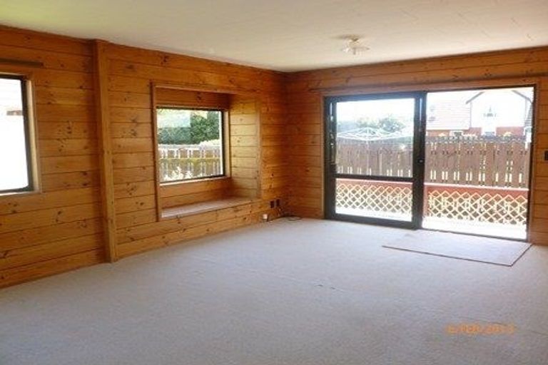 Photo of property in 27a Mana Esplanade, Paremata, Porirua, 5026