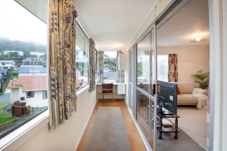 Photo of property in 4 Tralee Place, Johnsonville, Wellington, 6037