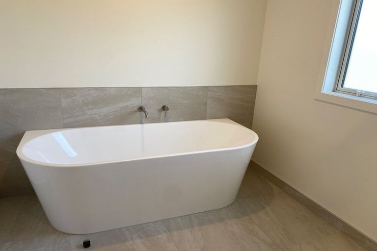 Photo of property in 10 Cassin Place, Taradale, Napier, 4112