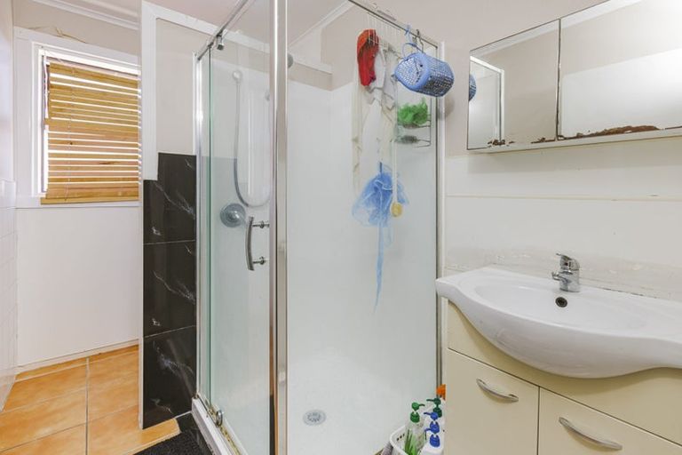 Photo of property in 1/62 Cambridge Terrace, Papatoetoe, Auckland, 2025