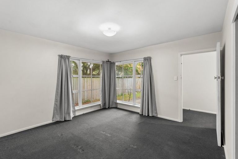 Photo of property in 55 Whitby Street, Burnside, Christchurch, 8053