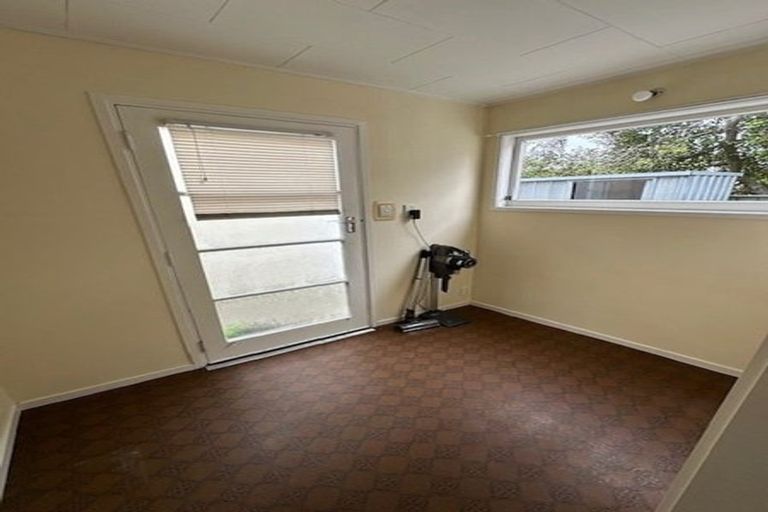 Photo of property in 11 Moorhouse Street, Taradale, Napier, 4112