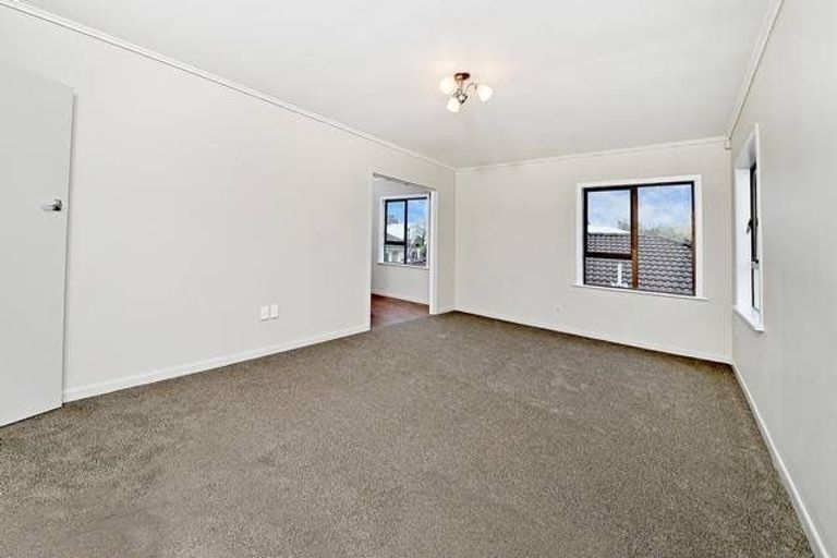 Photo of property in 1/6 Menary Street, Papakura, 2110