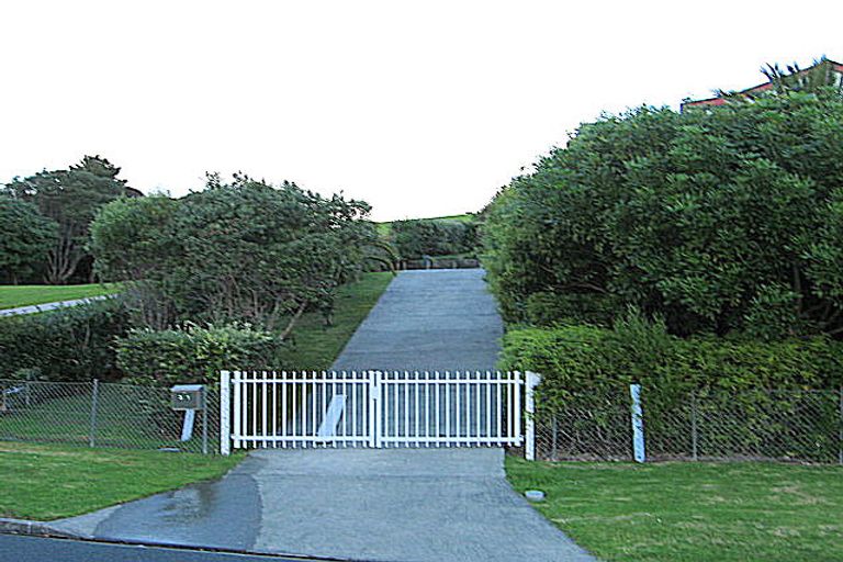 Photo of property in 31 Fidelis Avenue, Snells Beach, 0920