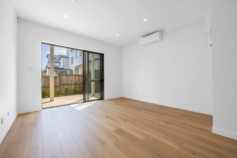 Photo of property in 6/57 Kervil Avenue, Te Atatu Peninsula, Auckland, 0610