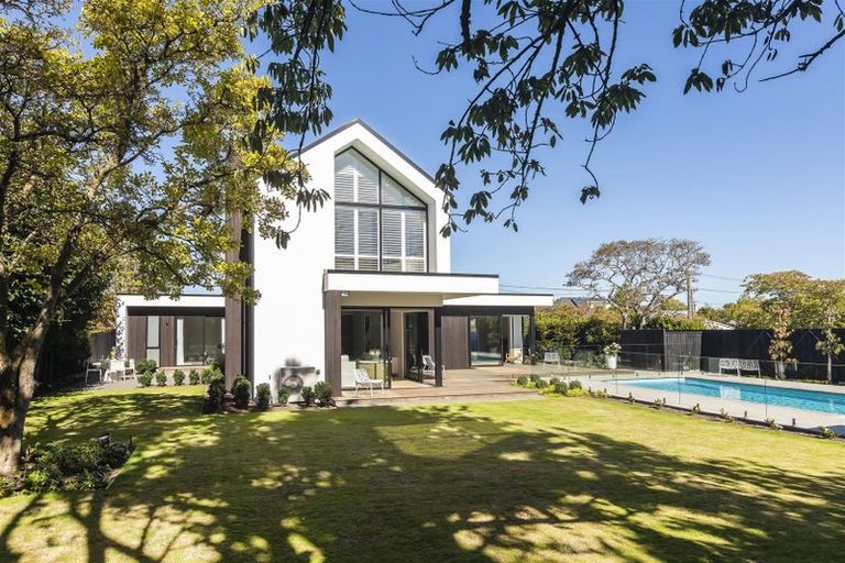 Photo of property in 95 Mays Road, St Albans, Christchurch, 8052