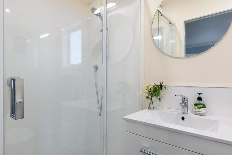 Photo of property in 38 Gray Avenue, Paraparaumu Beach, Paraparaumu, 5032