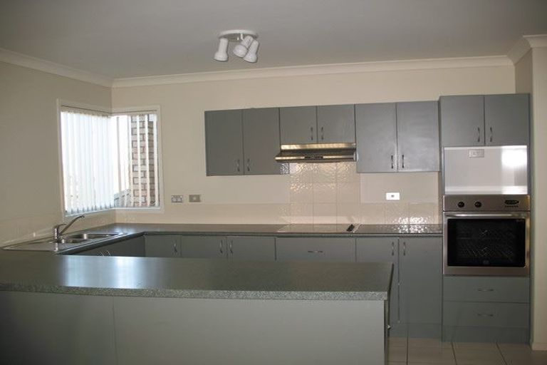 Photo of property in 21 Mahuri Street, Parklands, Christchurch, 8083