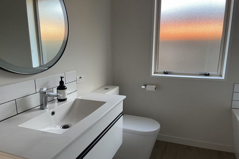 Photo of property in 2/28 Tintern Avenue, Avonhead, Christchurch, 8042