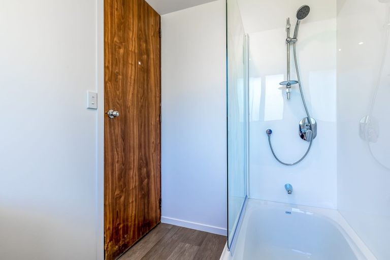 Photo of property in 348 Glengarry Road, Glen Eden, Auckland, 0602