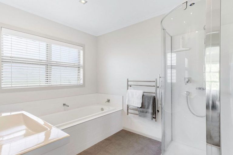 Photo of property in 19 Valley Grove Way, Bethlehem, Tauranga, 3110