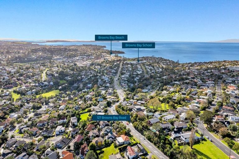 Photo of property in 127 Browns Bay Road, Browns Bay, Auckland, 0630