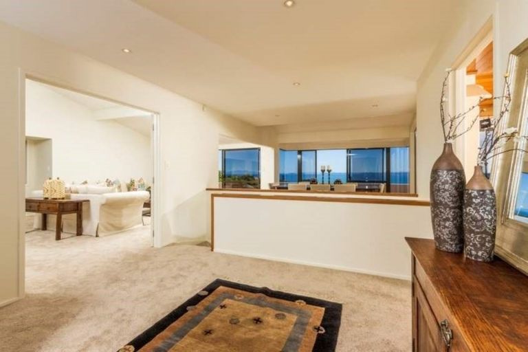 Photo of property in 34 Firth Road, Torbay, Auckland, 0630