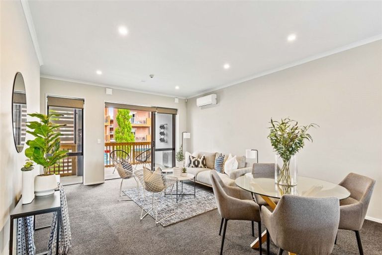 Photo of property in 215 Hobsonville Point Road, Hobsonville, Auckland, 0616