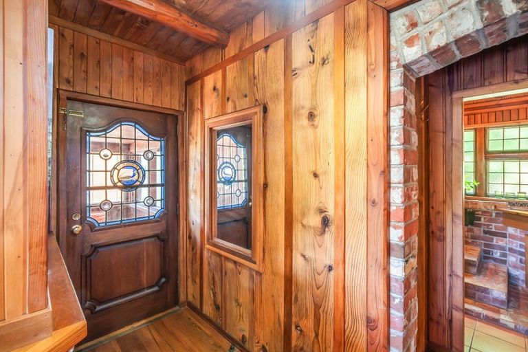 Photo of property in 50 Council Hill Road, Little River, 7591